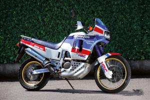 Honda XRV650 Africa Twin 1988 года